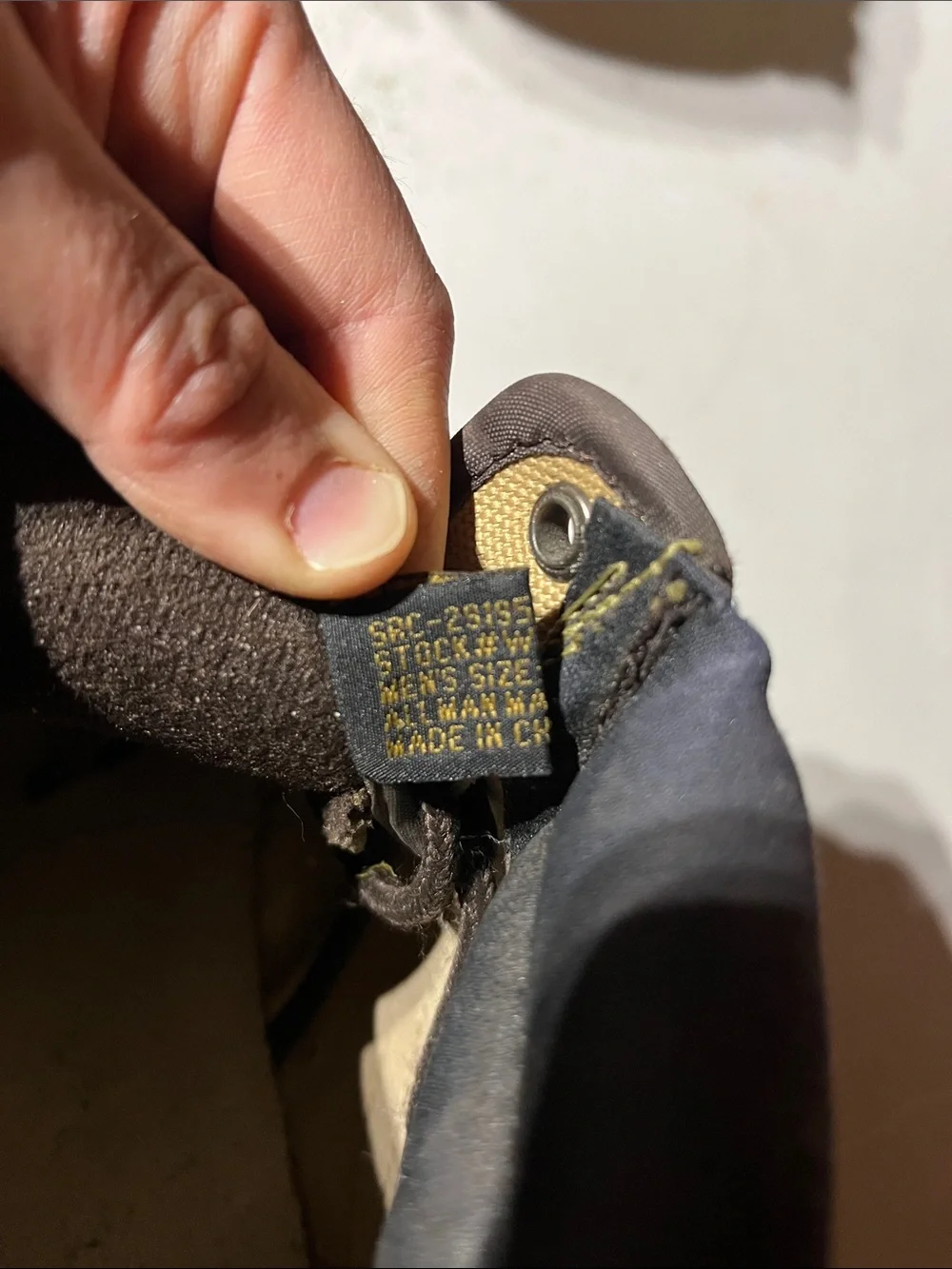 Fishing wader boots